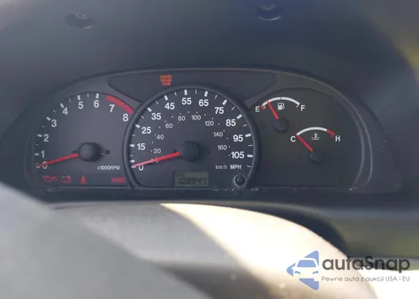 2000 Chevrolet Tracker Hard Top z USA, uszkodzony, nr VIN 2CNBJ13C7Y6924645